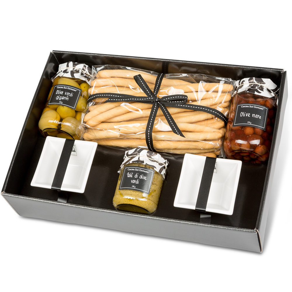 Grissini, olive e ciotole - collezione bianco e nero